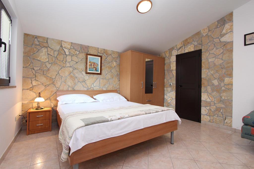 Apartments Marlina Rovinj Exteriör bild
