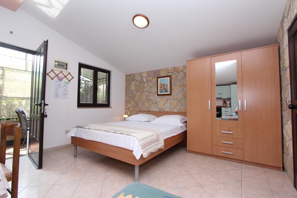 Apartments Marlina Rovinj Exteriör bild