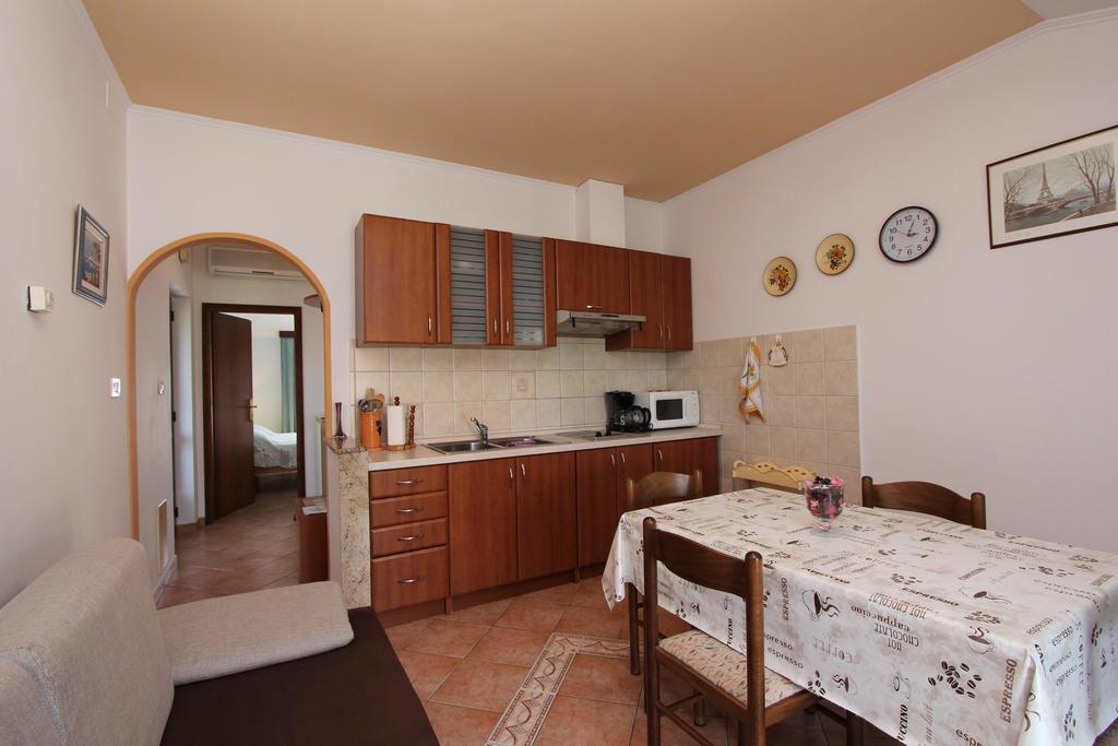 Apartments Marlina Rovinj Rum bild